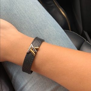 Louis Vuitton leather bracelet twist Authentic
